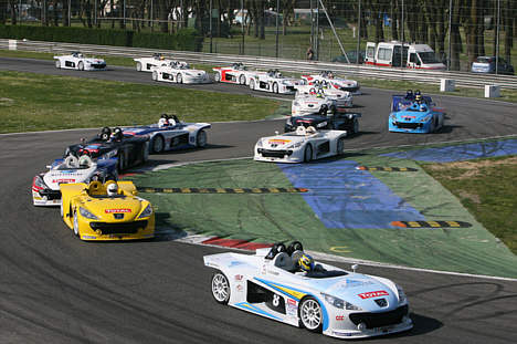 Starten på race 2.
(Foto: Peugeot Media)